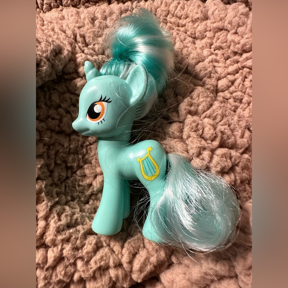 My Little Pony G4 “Lyra Heartstrings” 2010